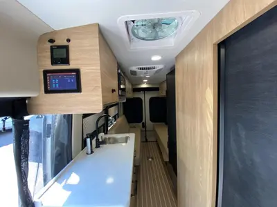 2027 Jayco Solstice photo 14