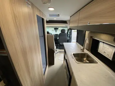 2027 Jayco Swift photo 37