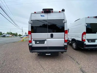 2027 Jayco Swift photo 11