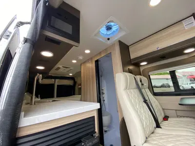 2027 Jayco Swift photo 24