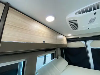 2027 Jayco Swift photo 34