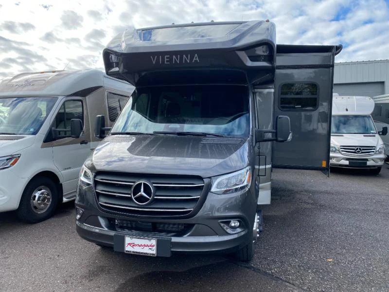 2027 Renegade Vienna exterior