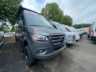 2027 Storyteller Overland Storyteller Overland photo 3