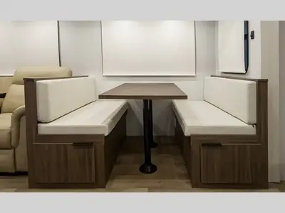 2027 Winnebago Access photo 4