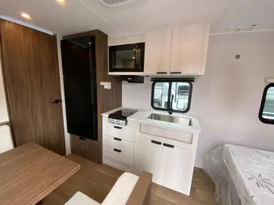 2027 Winnebago Access photo 16