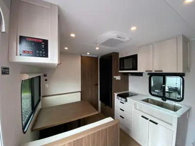 2027 Winnebago Access photo 14