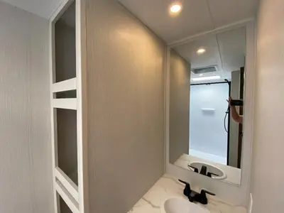 2027 Winnebago Access photo 27
