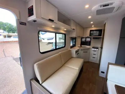 2027 Winnebago Access photo 16
