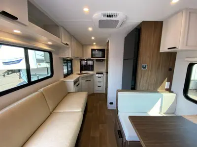 2027 Winnebago Access photo 15