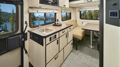 2027 Winnebago Elora photo 3
