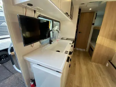 2027 Winnebago Micro Minnie photo 21