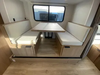 2027 Winnebago Micro Minnie photo 32