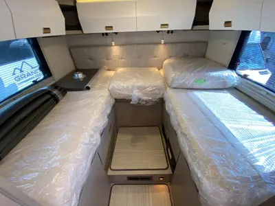 2027 Winnebago Navion photo 33
