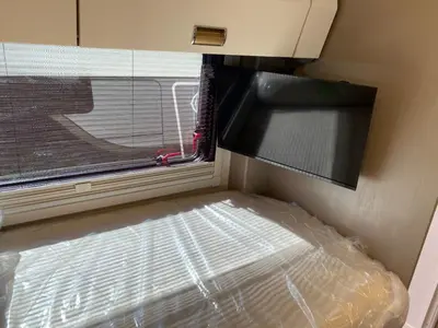2027 Winnebago Navion photo 35
