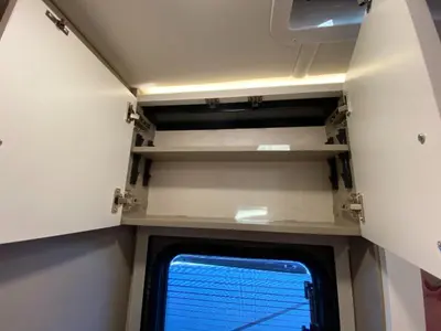 2027 Winnebago Navion photo 29