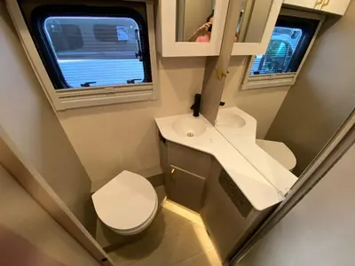 2027 Winnebago Navion photo 26
