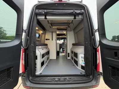 2027 Winnebago Revel Sport photo 9