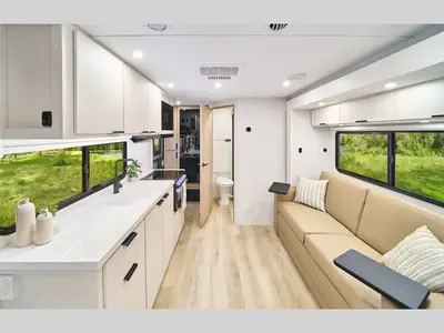 2027 Winnebago Thrive photo 2