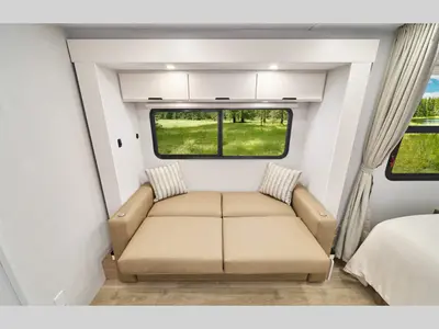 2027 Winnebago Thrive photo 6