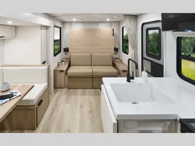 2027 Winnebago Thrive photo 4