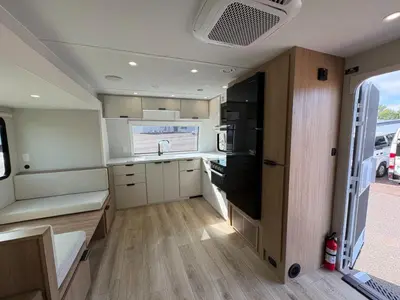 2027 Winnebago Thrive photo 49
