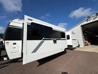 2027 Winnebago Thrive photo 5