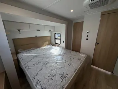 2027 Winnebago Thrive photo 47