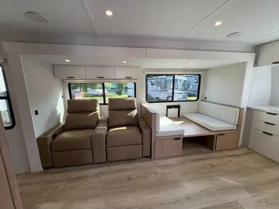 2027 Winnebago Thrive photo 16