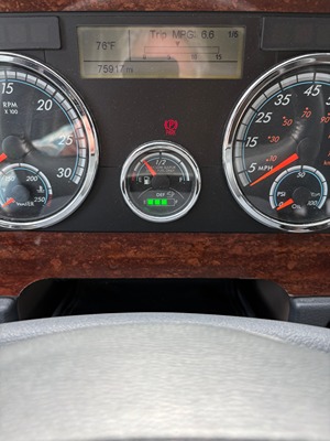 2018 RENEGADE XL photo 28