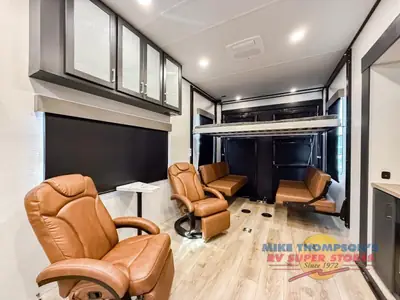 2025 Forest River RV Shockwave photo 9