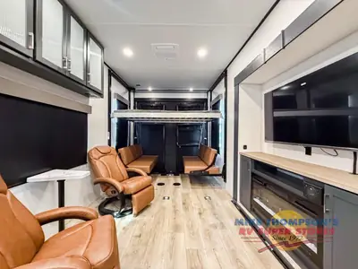 2025 Forest River RV Shockwave photo 8
