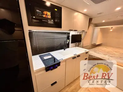 2027 Winnebago Micro Minnie photo 35