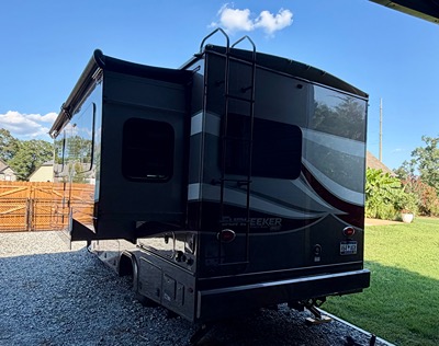 2019 FOREST RIVER SUNSEEKER photo 15