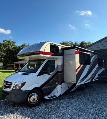 2019 FOREST RIVER SUNSEEKER photo 7