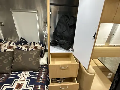 2017 Airstream Flying Cloud photo 36
