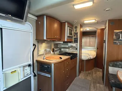 2008 Winnebago View photo 25
