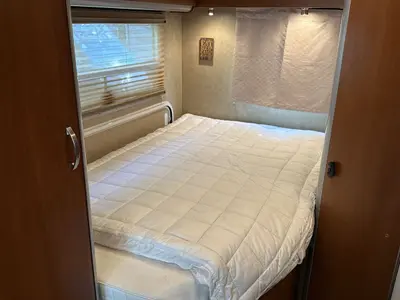 2008 Winnebago View photo 33