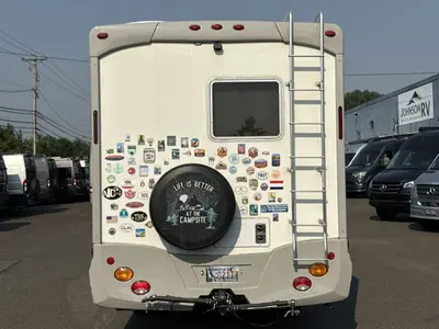 2008 Winnebago View photo 8
