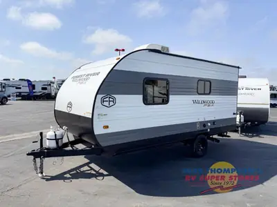2025 Forest River RV Wildwood FSX photo 3