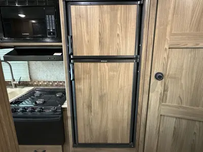 2017 Coachmen Freelander photo 30