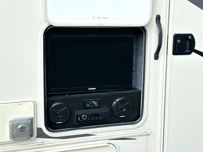 2017 Coachmen Freelander photo 11