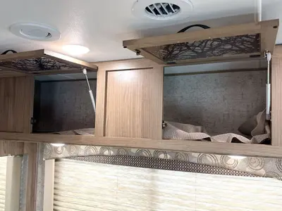 2017 Coachmen Freelander photo 35