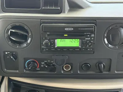 2011 Coachmen Freelander photo 23