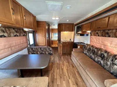 2011 Coachmen Freelander photo 42