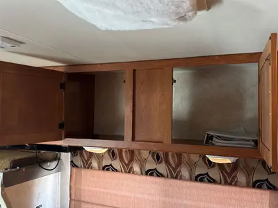 2011 Coachmen Freelander photo 33