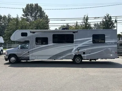 2025 Winnebago Spirit photo 6
