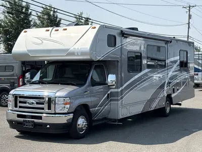 2025 Winnebago Spirit photo 5