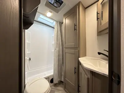2021 Cruiser RV Corp Shadow Cruiser photo 32