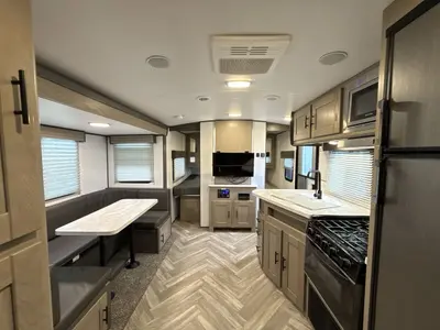 2021 Cruiser RV Corp Shadow Cruiser photo 36