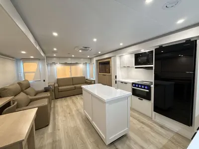 2026 Winnebago Thrive photo 23